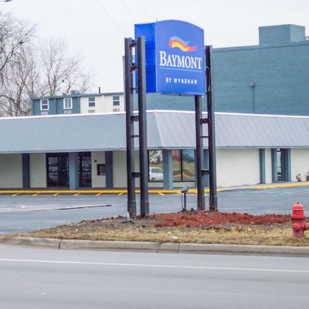 Baymont By Wyndham Ferndale/Royal Oak Hotel Exterior foto