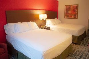 Baymont By Wyndham Ferndale/Royal Oak Hotel Quarto foto
